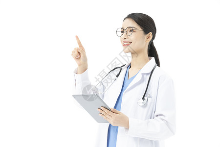 女性医生拿着平板电脑背景图片