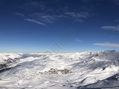 法国南部阿尔卑斯山区格勒诺布尔滑雪场背景