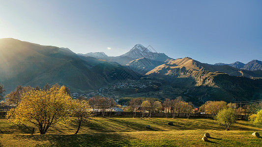 格鲁吉亚卡兹别克山脉背景