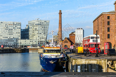 利物浦的象征英国利物浦阿尔伯特港口背景