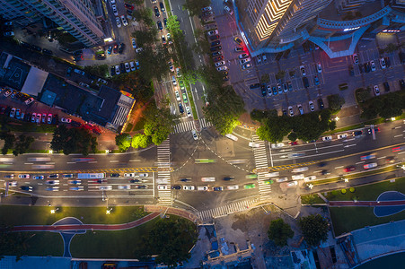 俯瞰广东珠海滨海路街头道路夜景背景图片