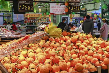 【媒体用图】生鲜商超水果与应季蔬菜背景图片