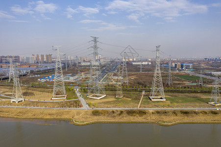 高压线电力设备电塔电网基础设施高清图片
