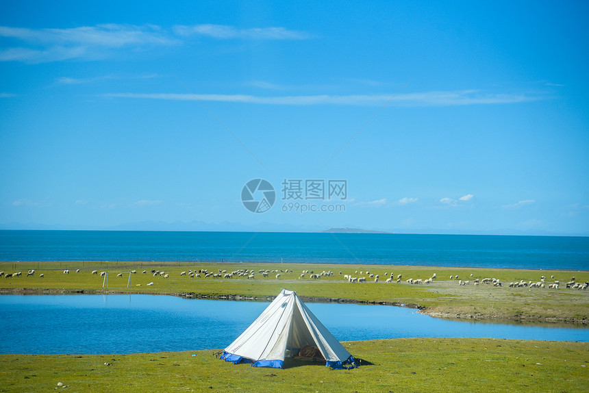 青海湖湖边风景图片
