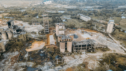 厂区鸟瞰图废弃水泥厂化工建材行业废墟航拍背景