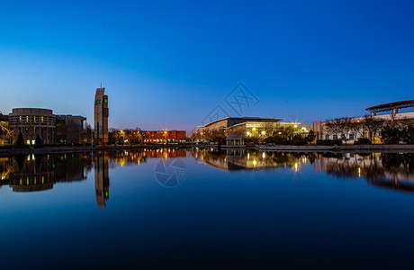 中国民航大学千禧湖夜景背景图片