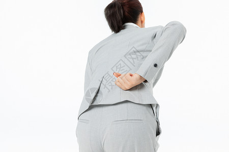 青年商务女性背部疼痛图片