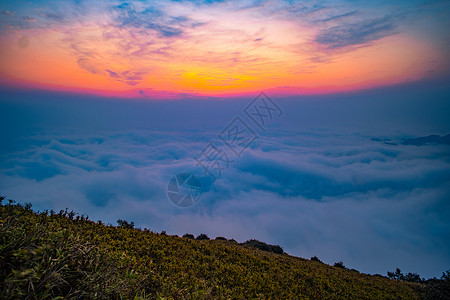 贵州乌蒙山日出云海背景图片