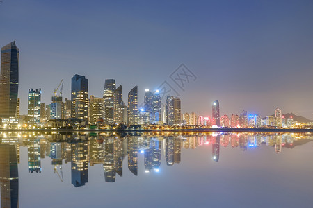 青岛第三海水浴场城市夜景高清图片