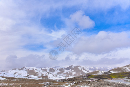 甘肃祁连山雪景背景图片