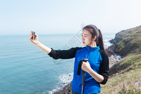 海边旅游直播自拍美女背景图片