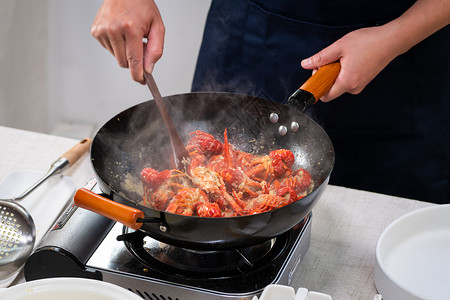 烹饪小龙虾围裙食材高清图片