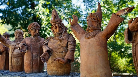 埃拉基日阿塞拜疆舍基民族雕塑模型背景