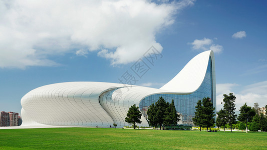 超品日阿塞拜疆首都巴库地标超现代建筑阿利耶夫文化中心背景