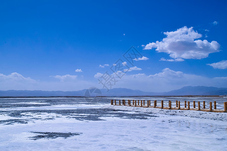 茶卡盐湖秀丽风景图图片