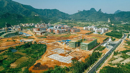 建设中的大学桂林航天学院山脚的大学校园工地背景
