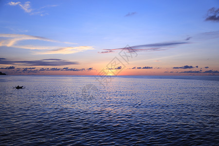 海面日出背景图片