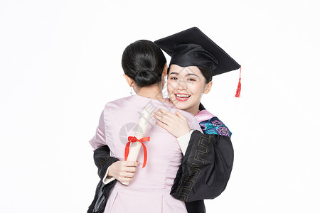母女拥抱庆祝大学毕业图片