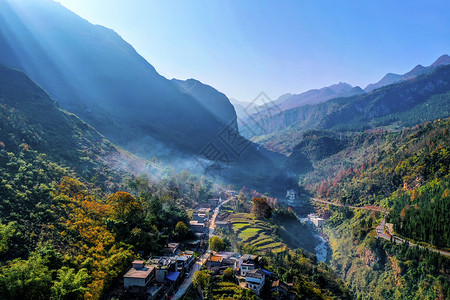 大山深处有人家背景