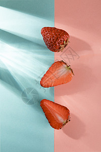 草莓维生素草莓切高清图片