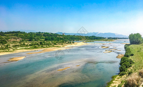 河道干涸干枯断流高清图片