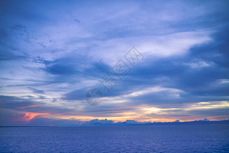 大海尽头的夕阳高清图片