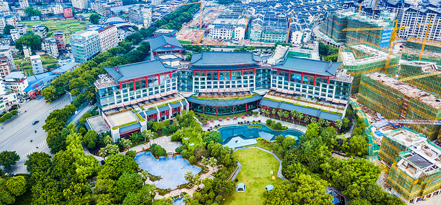 航拍香格里拉酒店外观五星级酒店建筑背景图片