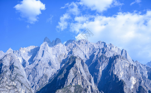 云南香格里拉虎跳峡风景区高清图片