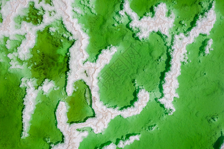 青海茫崖翡翠湖地质电脑壁纸图片