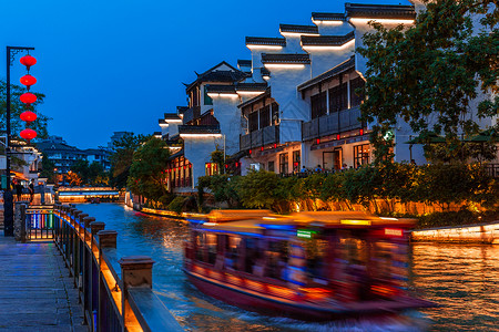 南京秦淮河夜景桃叶渡的繁华夜色背景