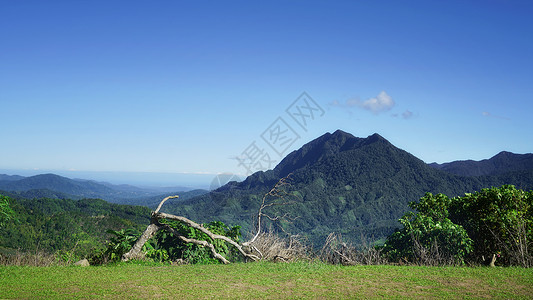 马来西亚哥打京那巴鲁神山图片