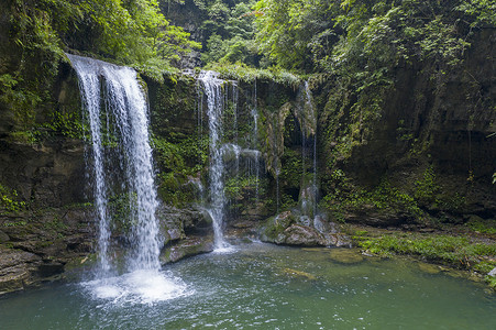 青年游泳户外玩水摄影图片背景