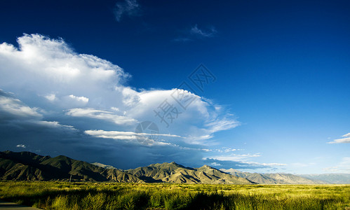 雪域草原西藏蓝天白云背景