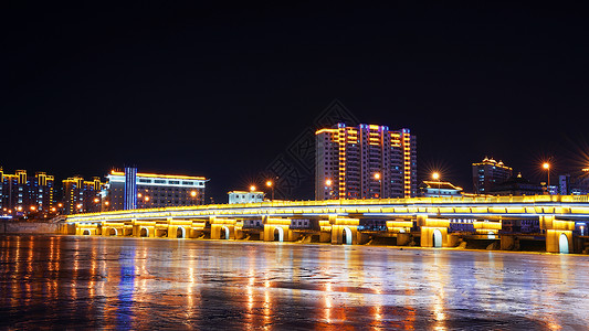 冬季延吉布尔哈通河夜景图片