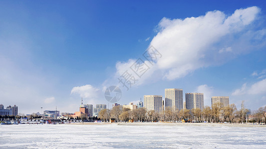 保护母亲河冬季黑龙江省牡丹江市城市风光背景