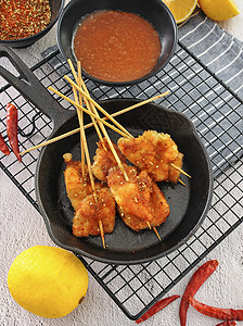 炸串拌饭炸鸡排美食背景