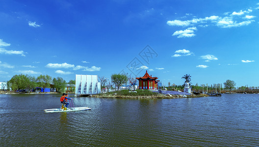 呼和浩特南湖湿地公园水上自行车娱乐项目背景