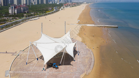 下海烟台金沙滩海水浴场背景