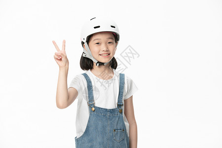 戴头盔小女孩背景图片