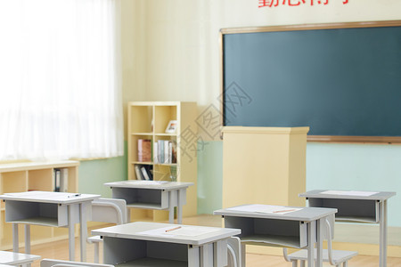 教室黑板讲台教室场景背景