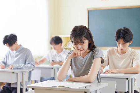 外国中学生学生考试场景背景