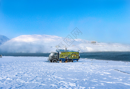 陕汽重卡俄罗斯雪地卡车背景