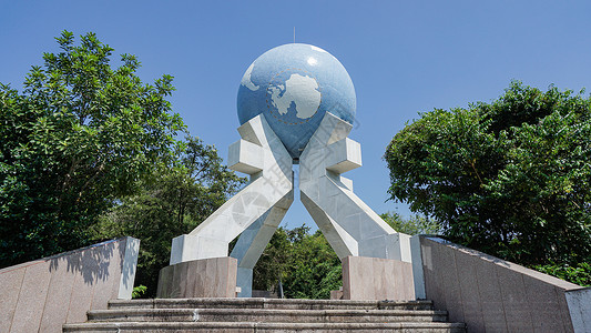 地理教学素材广东汕头北回归线标志塔背景