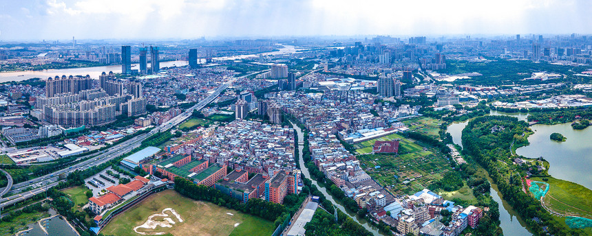 航拍广州海珠区城市建筑全景图图片