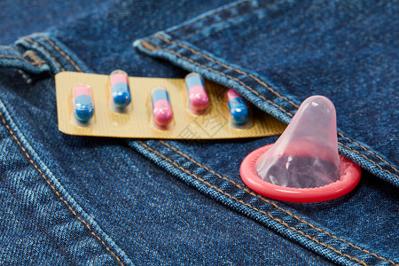避孕药和避孕套背景