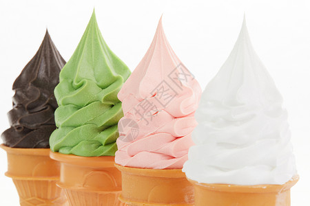 多种口味甜筒冰淇淋背景图片