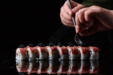 黑松露寿司培根寿司高清图片