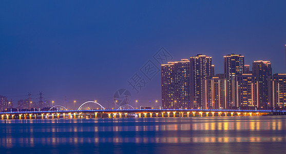 苏州商业金鸡大桥夜景背景