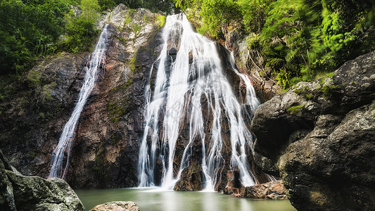 泰国山林森林瀑布图片