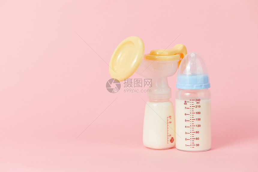 奶瓶和吸奶器图片